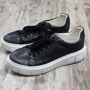 Fly London Women's Black Fashion Casual Lace-up Sneaker Size 9 EU 40